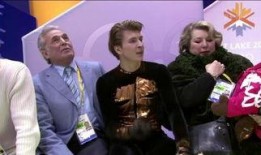 铁面人在线观看,揭秘神秘面纱背后的传奇人生